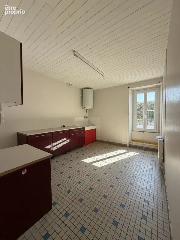 AIZENAY, centre-ville, ensemble de 2 logements sur 615 m2 de terrain - photo 6