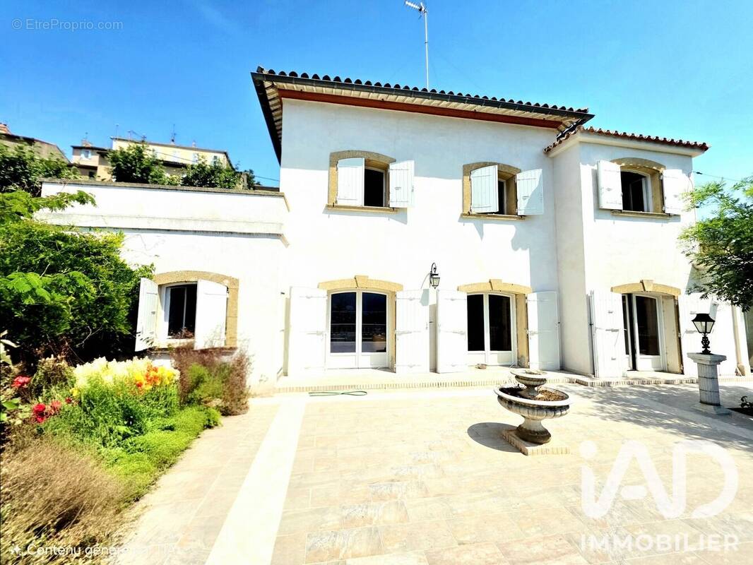 Photo 1 - Maison à MARSEILLE-12E