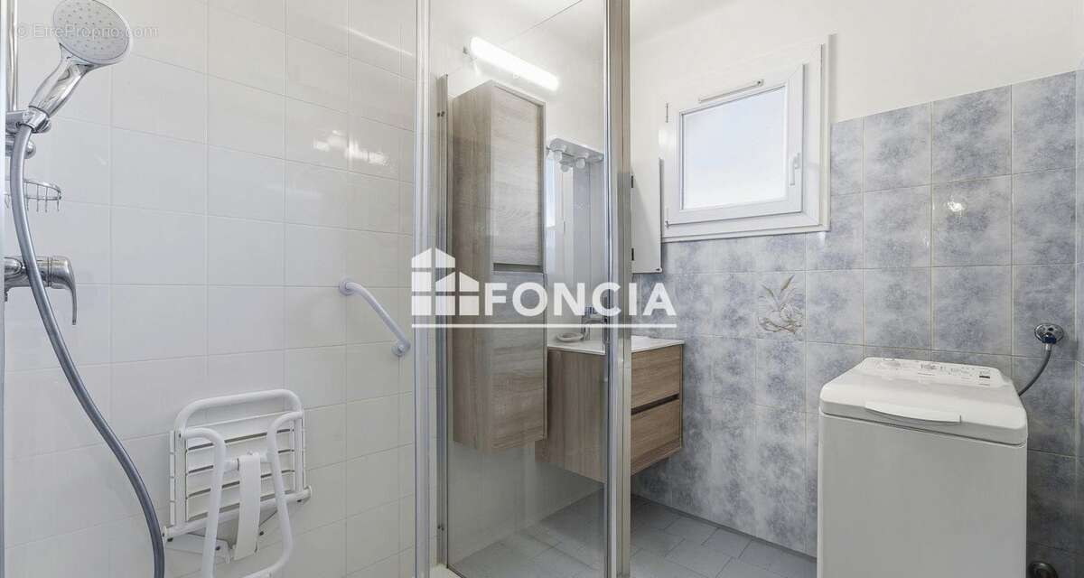 Appartement à ROQUEBRUNE-CAP-MARTIN