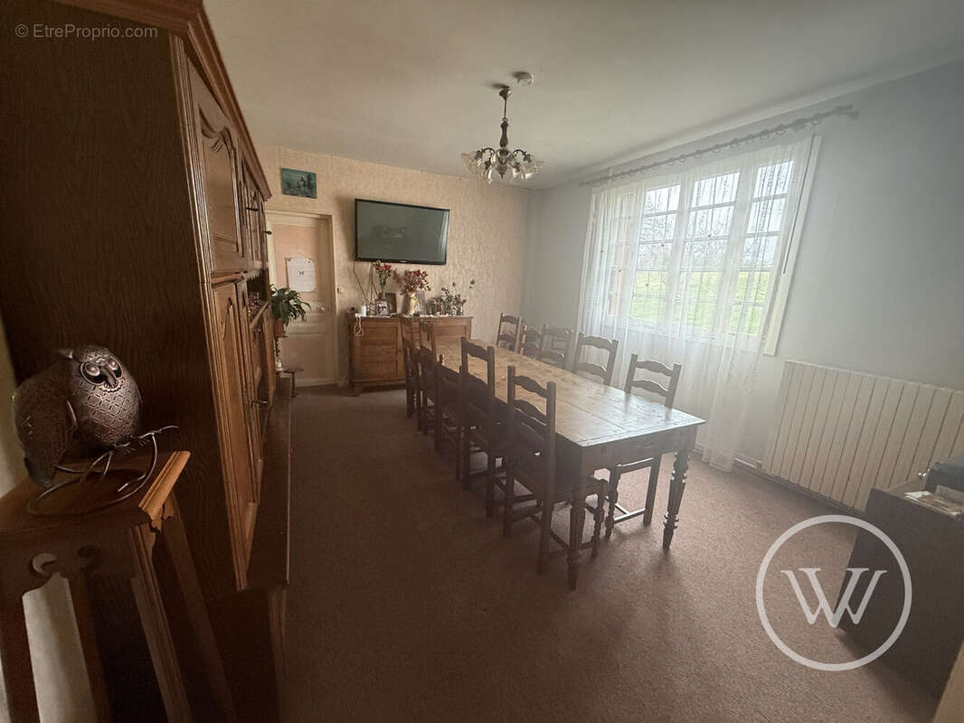 Maison à NOYEN-SUR-SARTHE