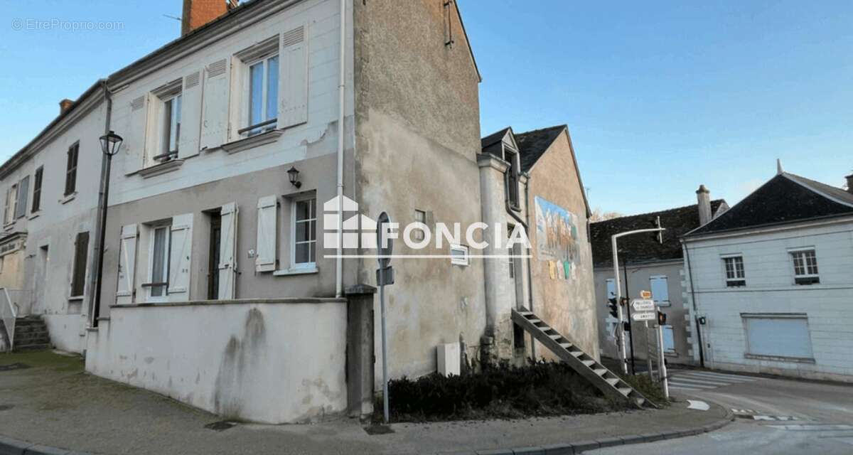 Maison à CHISSAY-EN-TOURAINE