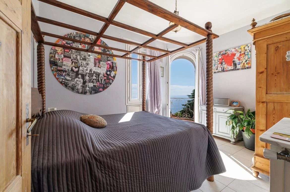 Maison à LA TURBIE