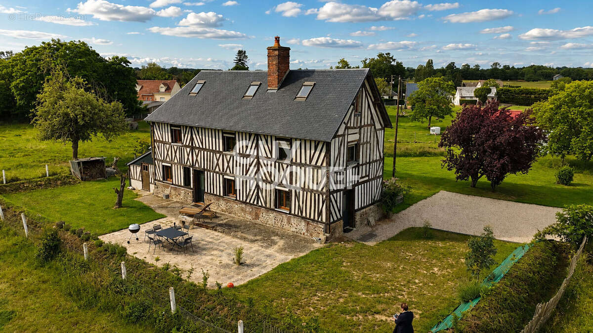 Maison à BERNAY