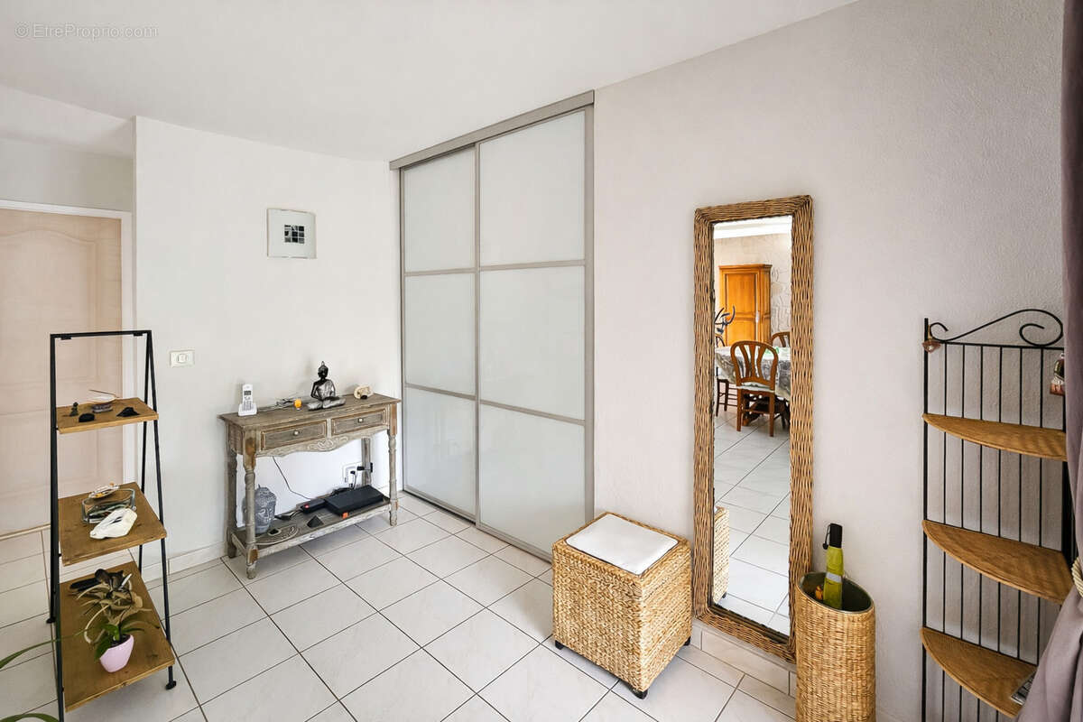 Maison à SAINT-CLAIR-DU-RHONE