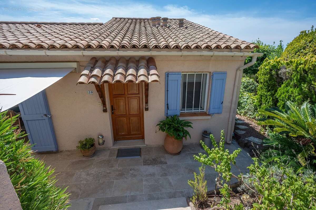 Maison à THEOULE-SUR-MER