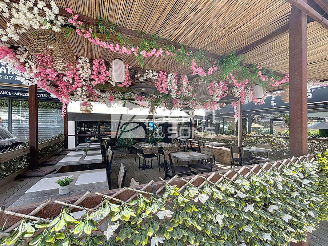 Local commercial - restaurant - photo 4