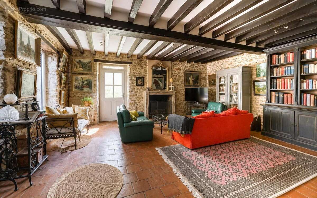 Maison à SAVIGNE-L'EVEQUE