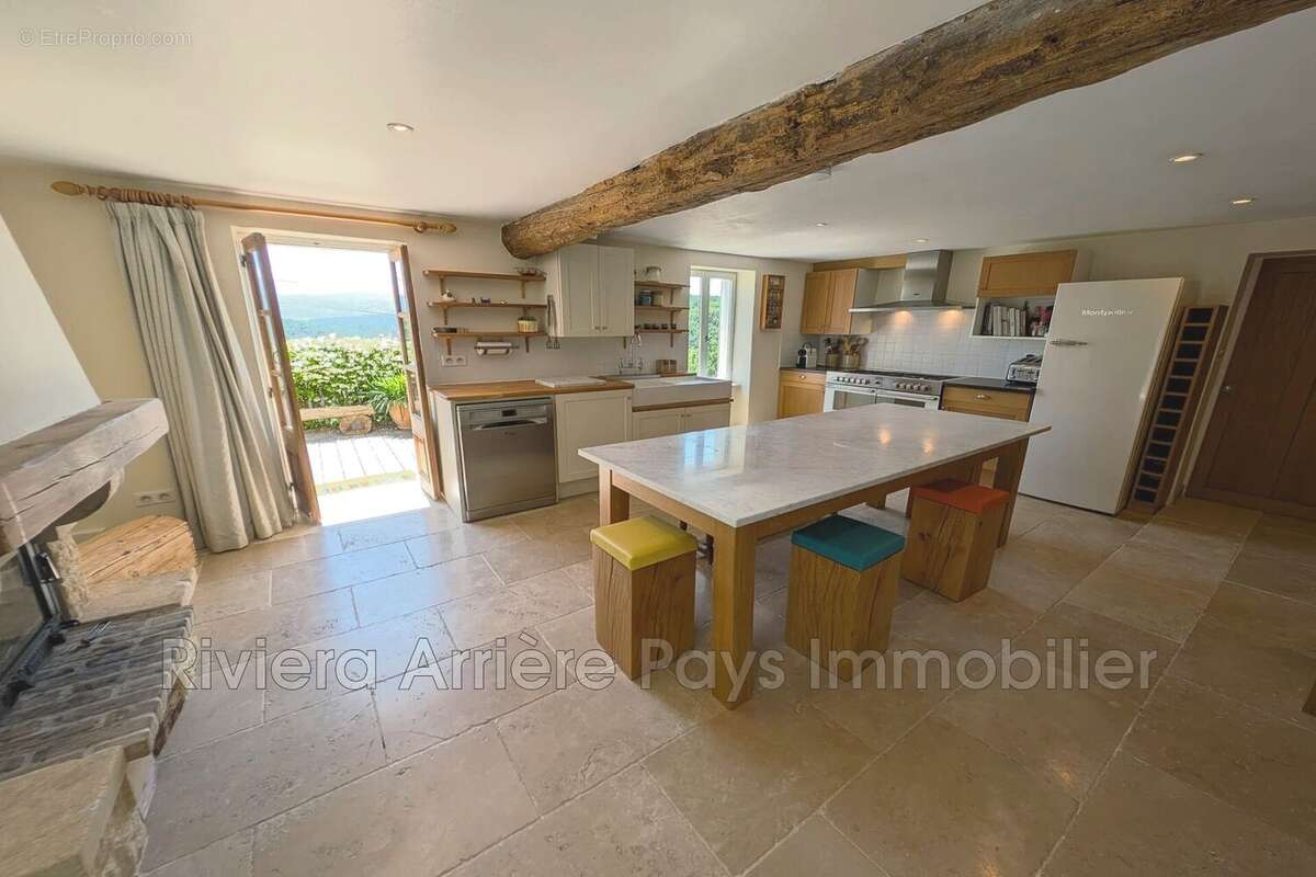 Maison 125 m² à La Penne  - photo 8