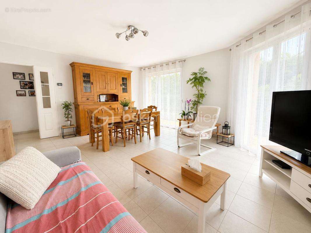 Appartement T3 en rez-de-jardin avec garage – Résidence sécurisée - photo 7