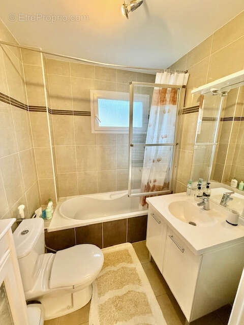 Maison à DIVONNE-LES-BAINS