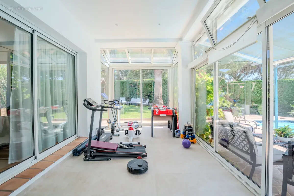 Maison à SAINT-RAPHAEL