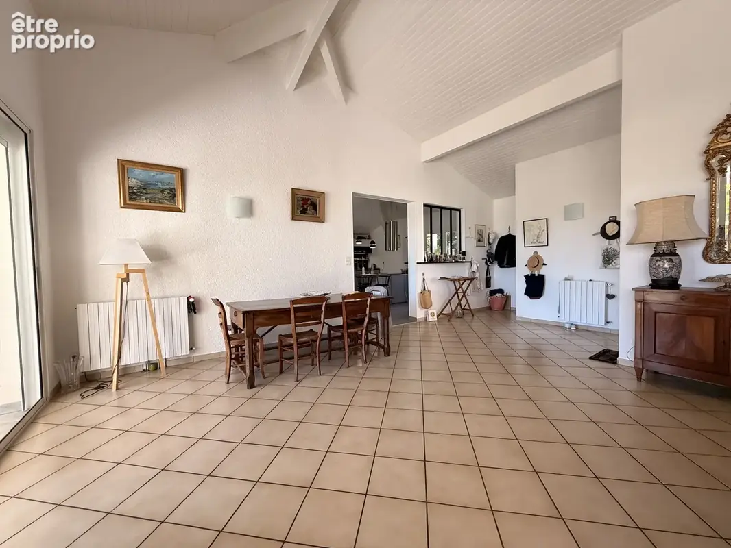 Maison de plain-pied avec piscine - photo 7