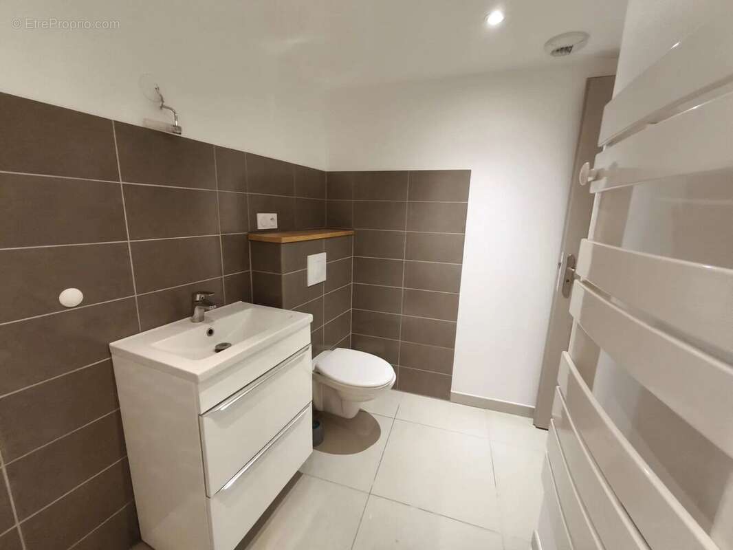 Maison à CHATILLON-SAINT-JEAN