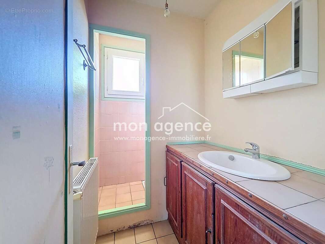 Maison à MATHONVILLE