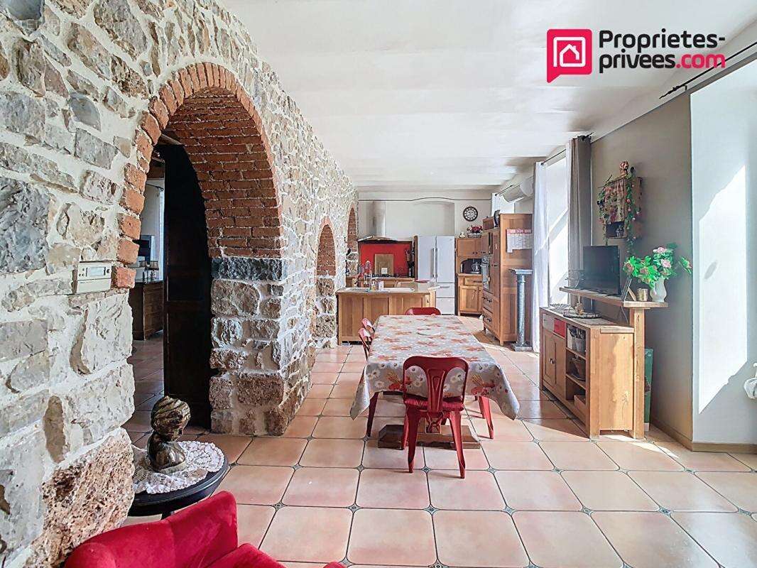 Maison à MOLIERES-CAVAILLAC