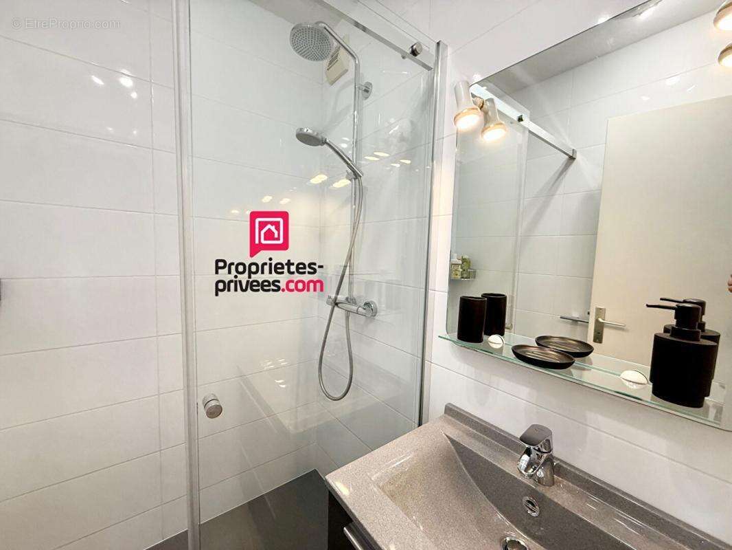 Appartement à SANARY-SUR-MER