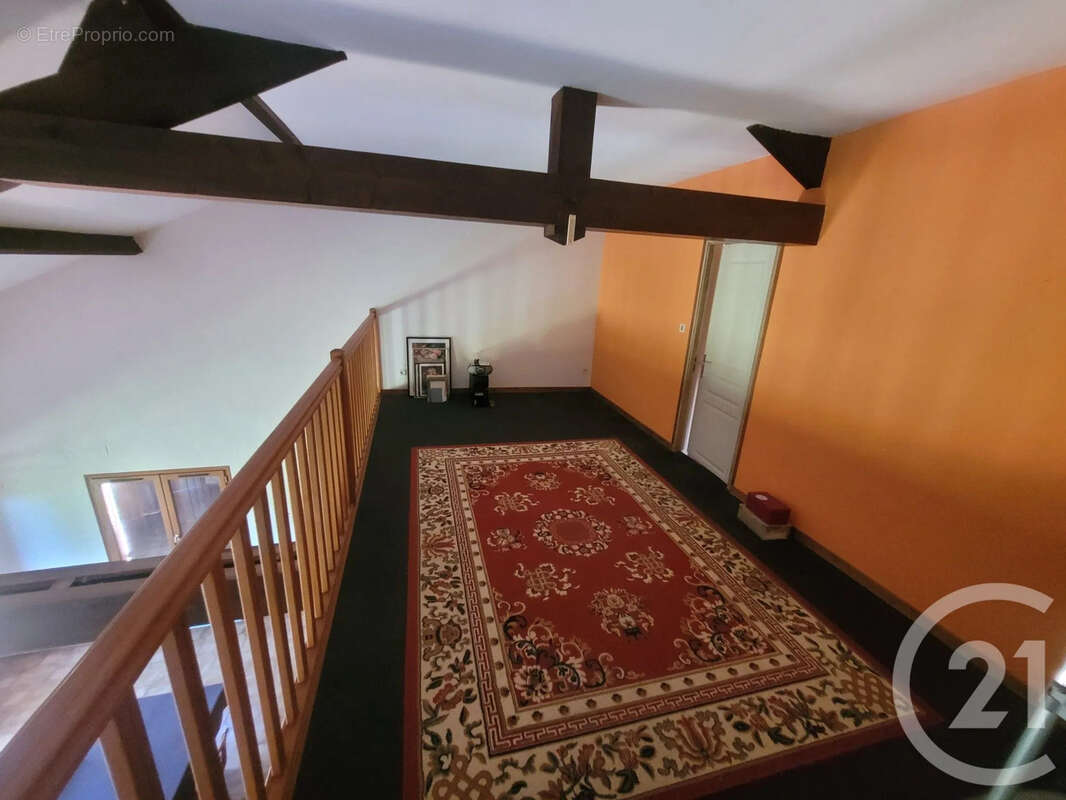 Maison 172 m² à Bruailles  - photo 9