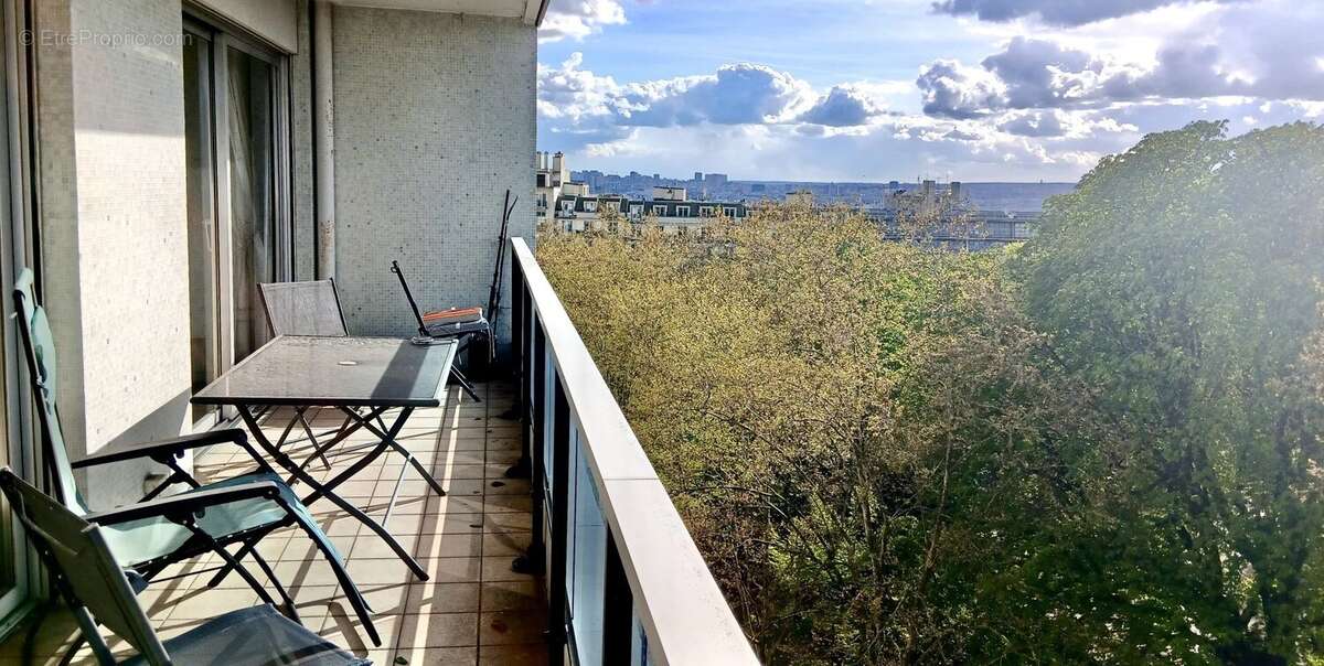 Appartement à PARIS-19E