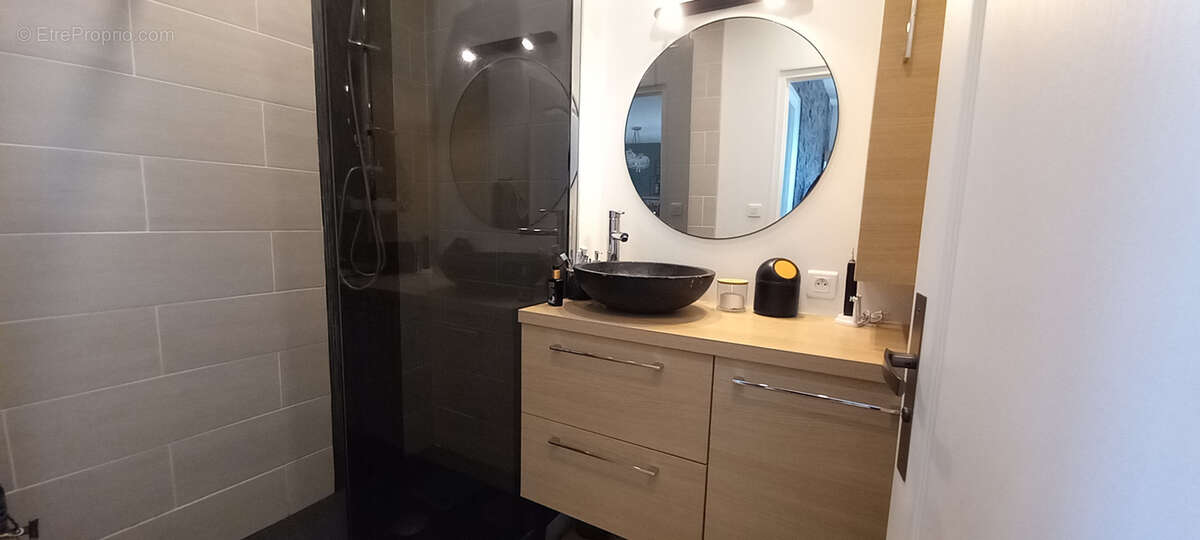 Appartement à CHARVIEU-CHAVAGNEUX