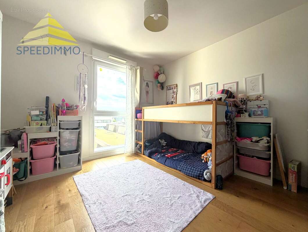 Appartement à BRIE-COMTE-ROBERT