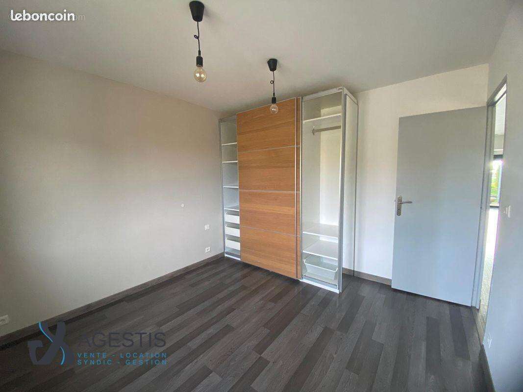   - Maison à DREMIL-LAFAGE