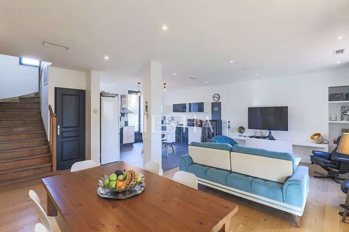 Maison à RILLIEUX-LA-PAPE