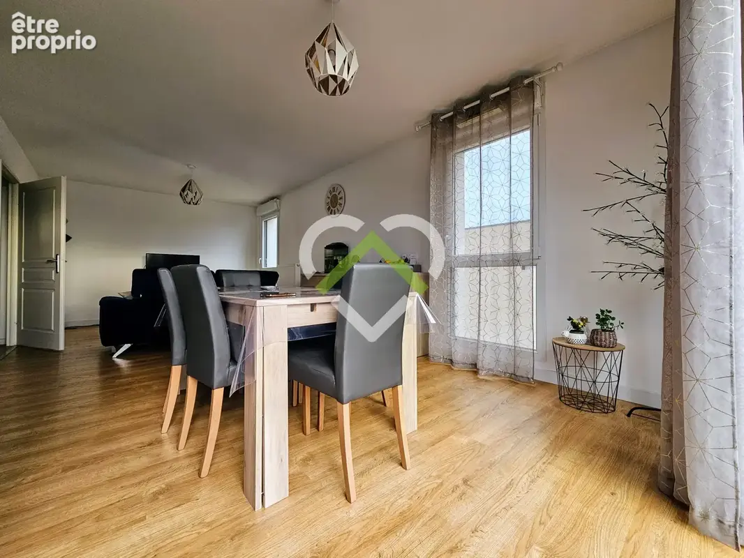 Appartement 3 pièces 80 m² à vendre à Wasquehal (59290) - photo 8