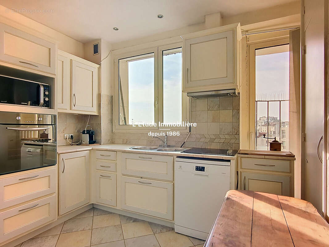 Appartement à LYON-6E