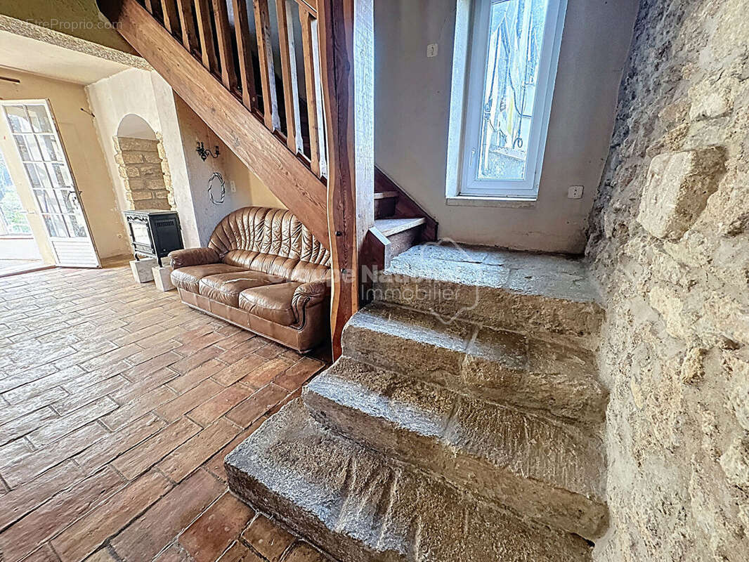 Maison à CHEVAL-BLANC