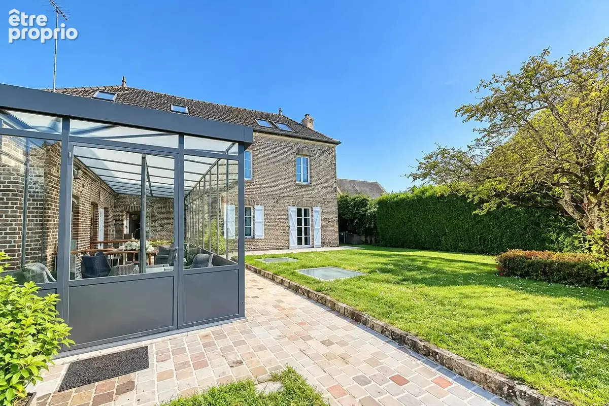 Charme et modernité : Propriété familiale d’exception avec piscine et dépendance - photo 14