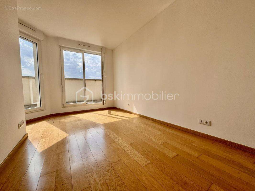 Appartement à VEMARS