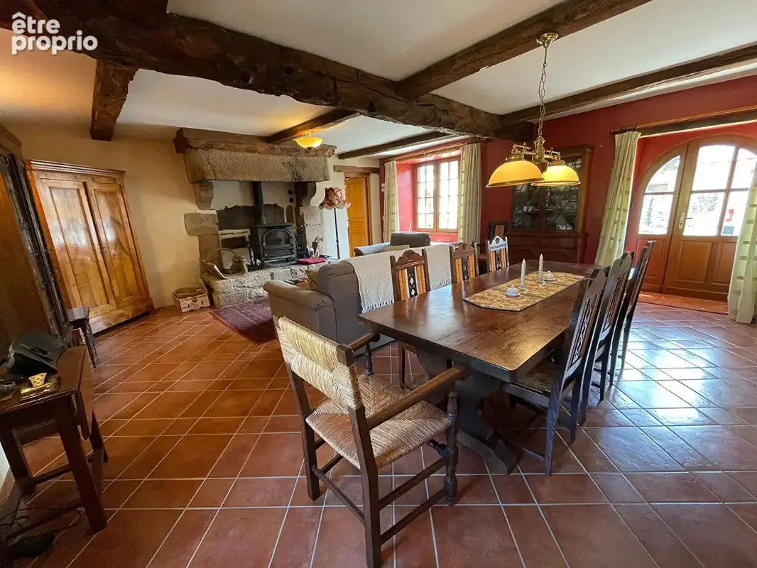 EXCLUSIVITÉ ! Proche Caulnes,  Charmante demeure avec gîte, jardin et dépendances - photo 8