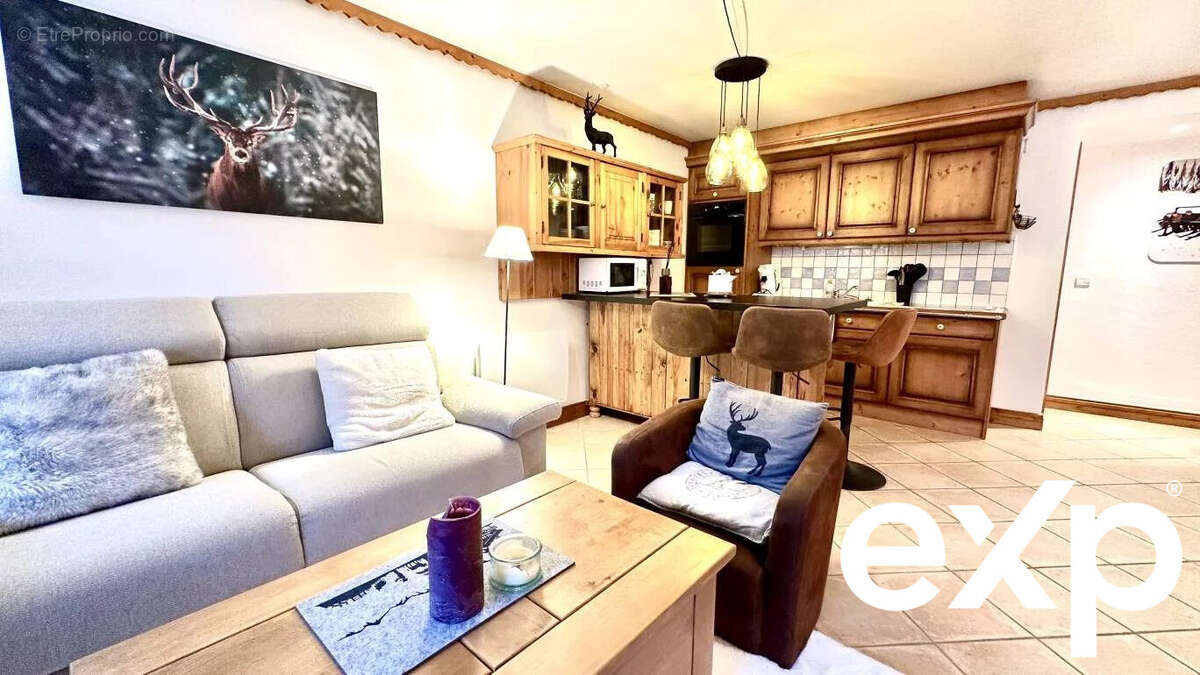 Appartement à MORILLON