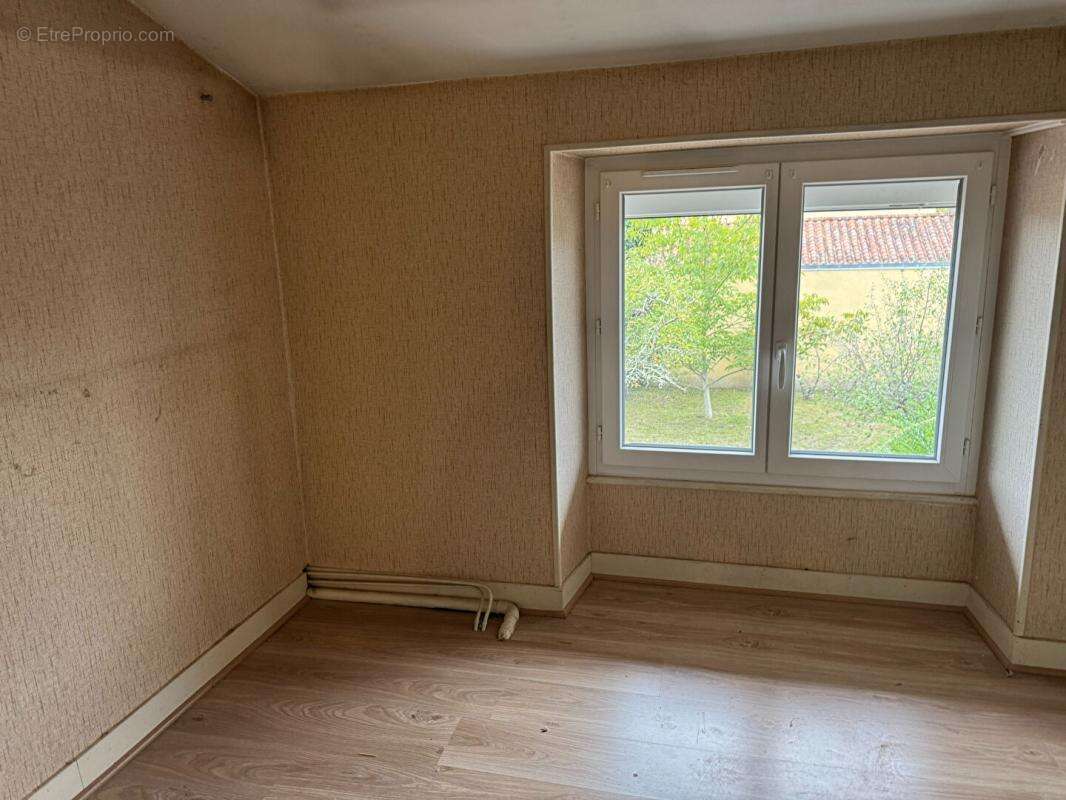 Maison à RAZAC-SUR-L&#039;ISLE