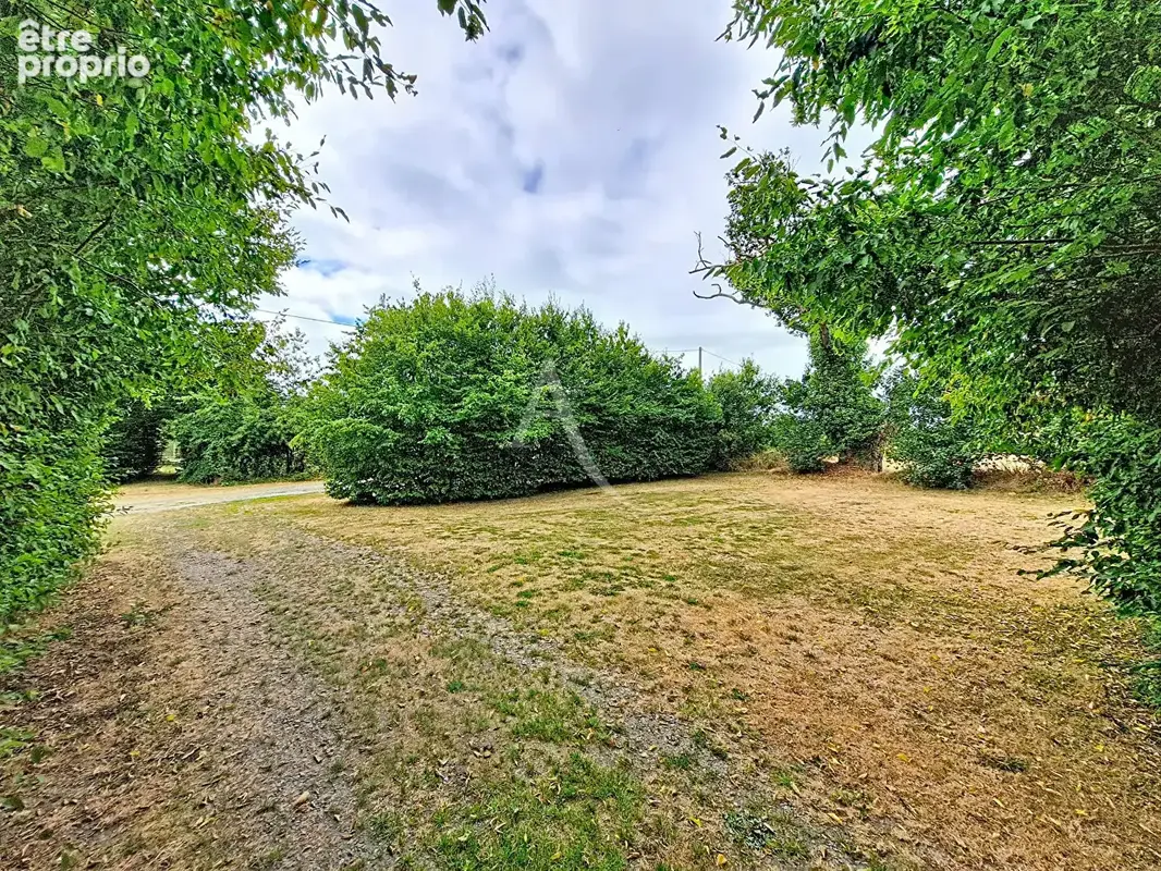A vendre à MARIGNE maison de campagne avec grand terrain - photo 16