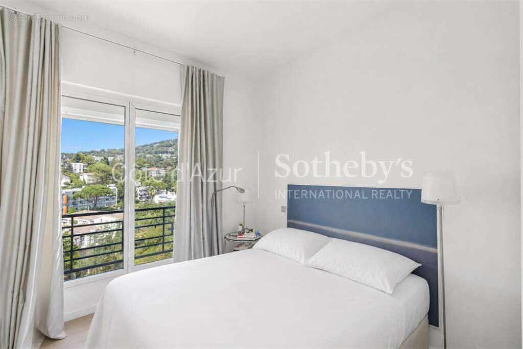 Penthouse duplex avec terrasse de 69 m² et vue mer panoramique à Cannes Montfleury - photo 9