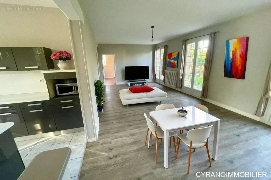 Maison à LAMONZIE-SAINT-MARTIN