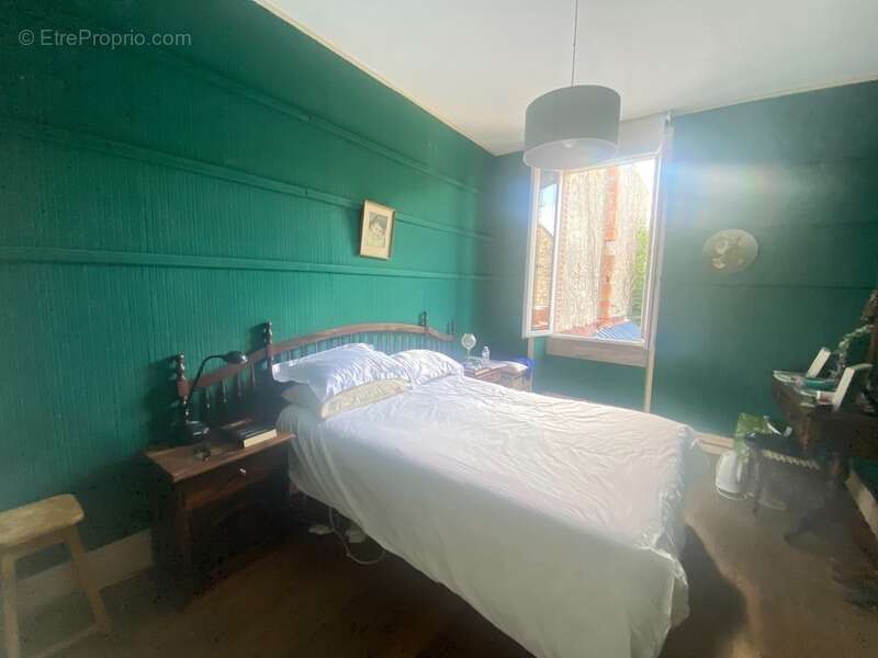 Maison à DUN-LE-PALESTEL