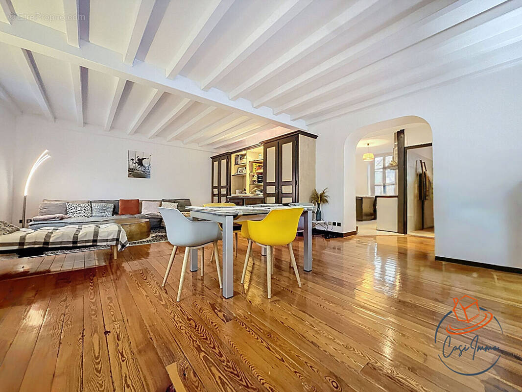 Appartement à BELLEGARDE-SUR-VALSERINE