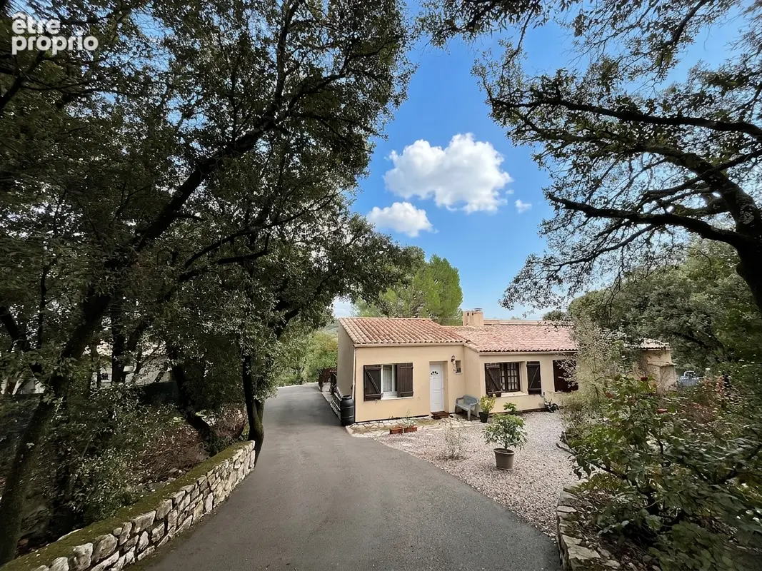 Maison avec grand terrain et vue exceptionnelle - photo 10
