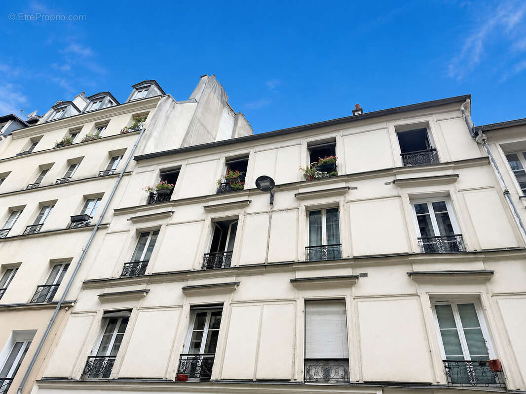 Appartement à PARIS-10E