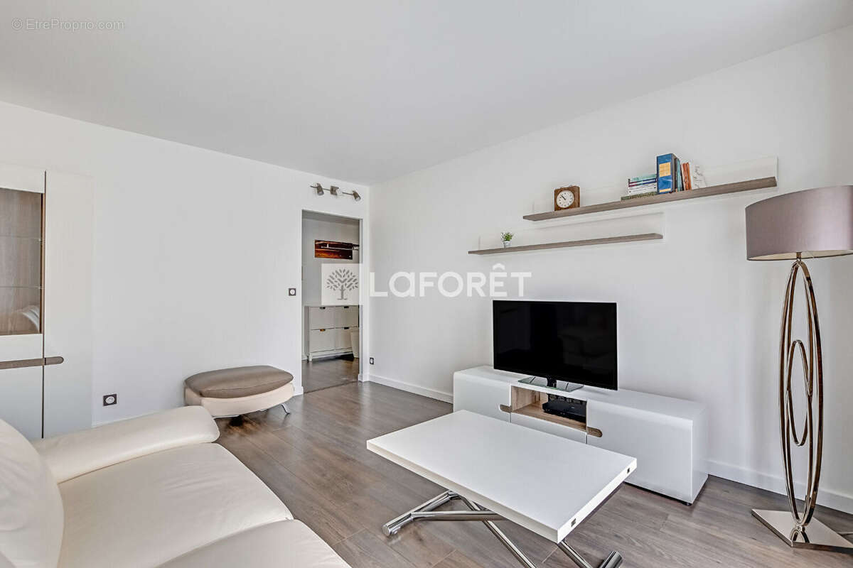 Appartement à PARIS-12E