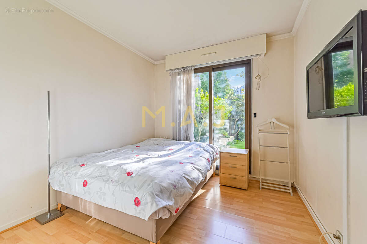 Appartement à LE PERREUX-SUR-MARNE