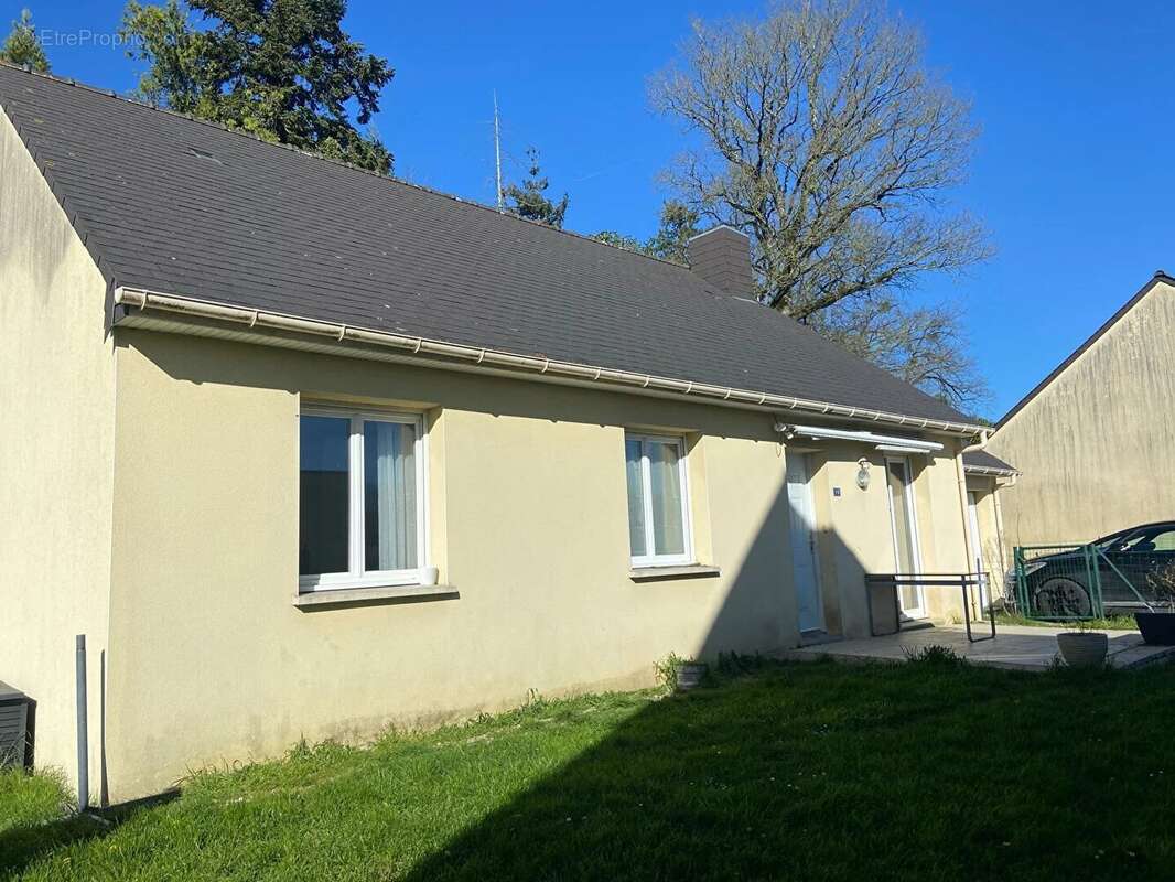 Maison à LA CHAPELLE-ERBREE