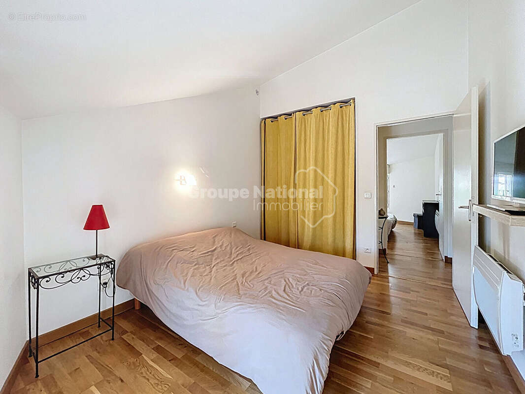 Appartement à ROCHEGUDE