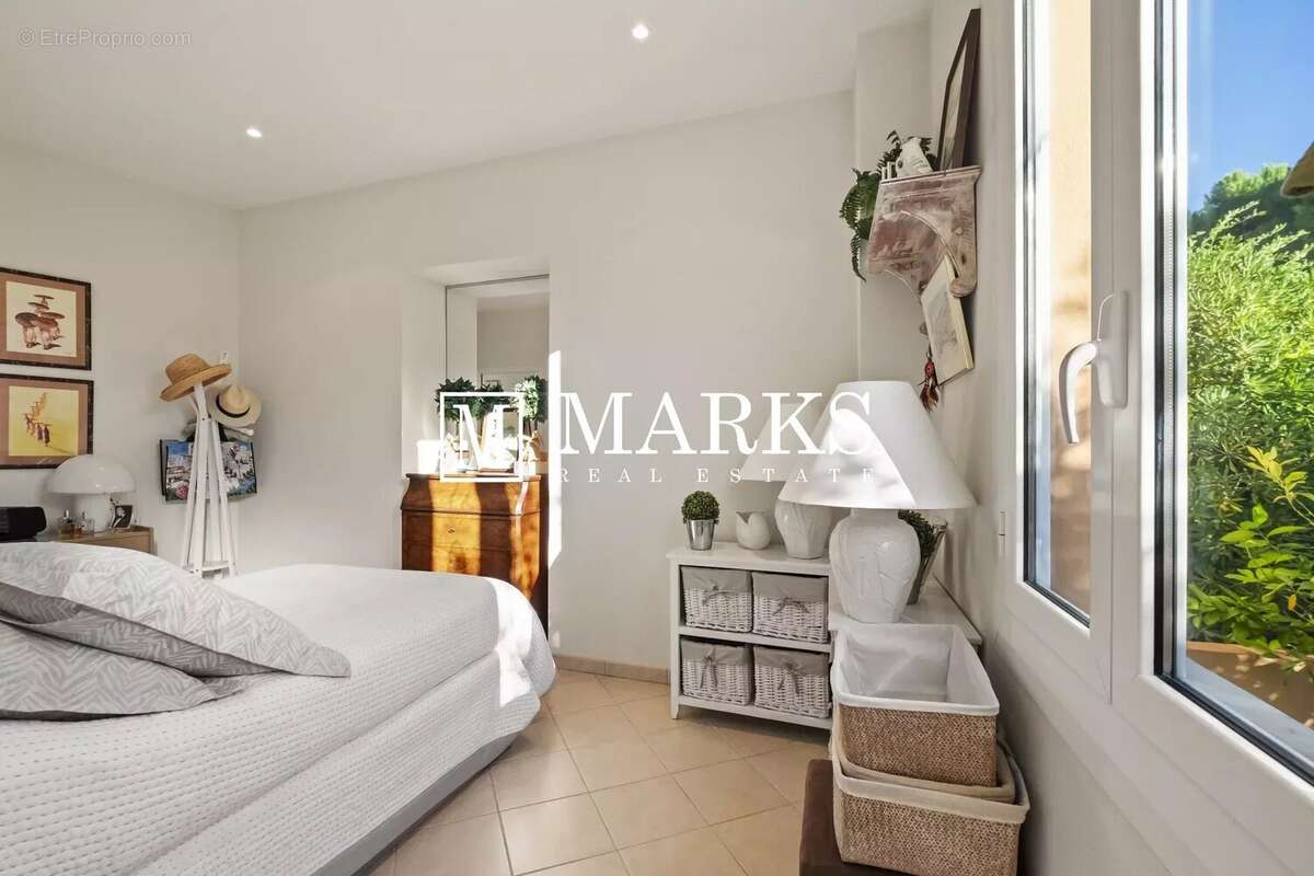 Appartement à BEAULIEU-SUR-MER