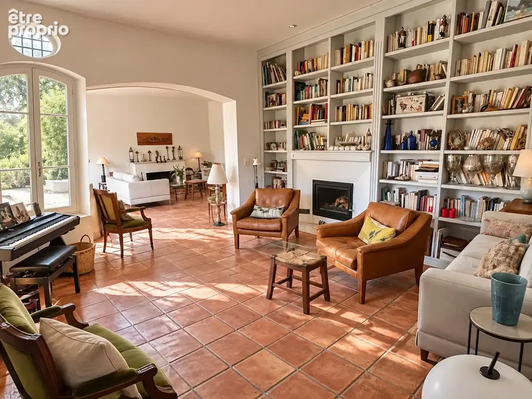Grasse - Propriété de 251 m² avec piscine sur 1,2 hectare - photo 4