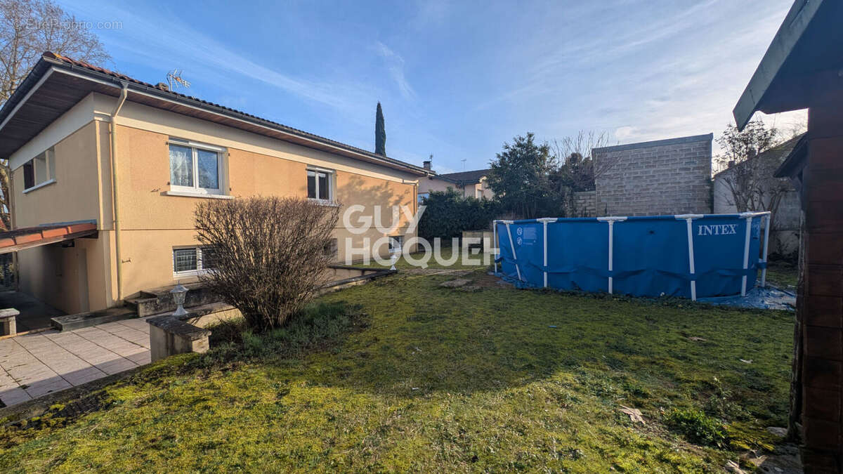 Maison familiale sur sous-sol complet - quartier recherché à deux pas des commodités - photo 4
