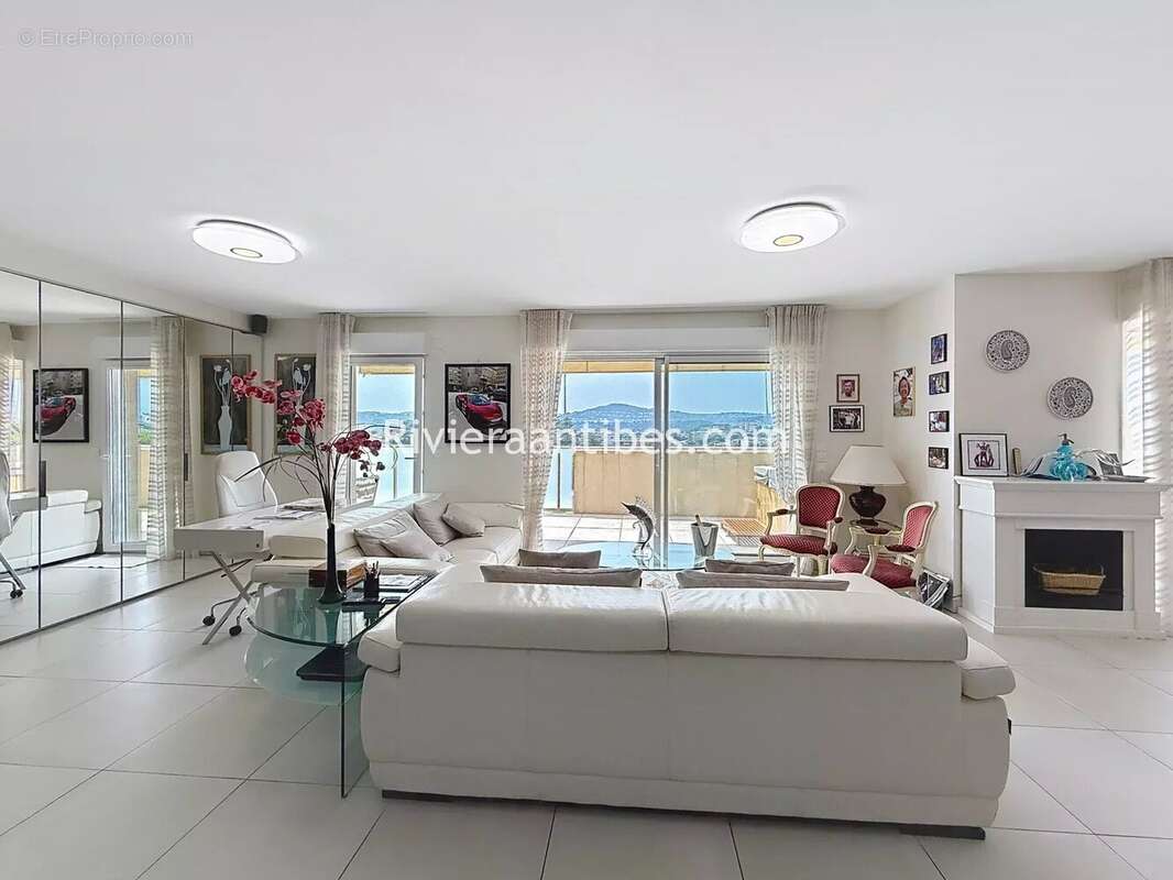 Antibes vue mer dernier etage 133m² - photo 3