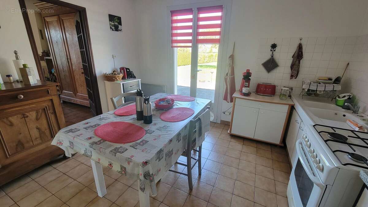 Maison à VERTEUIL-SUR-CHARENTE